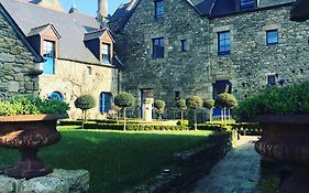 Manoir Des Douets Fleuris